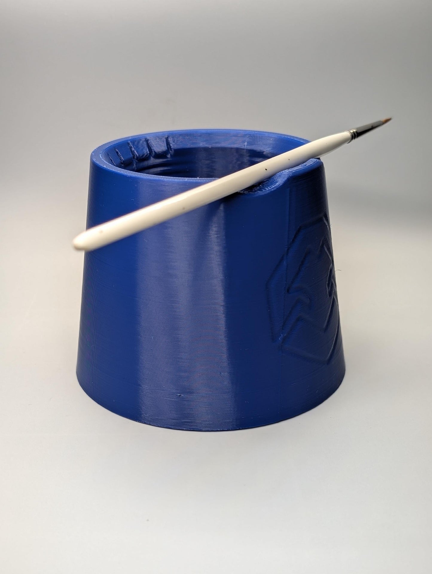 Painting Pot – Keep Brushes Clean and Organized During Your Painting Sessions