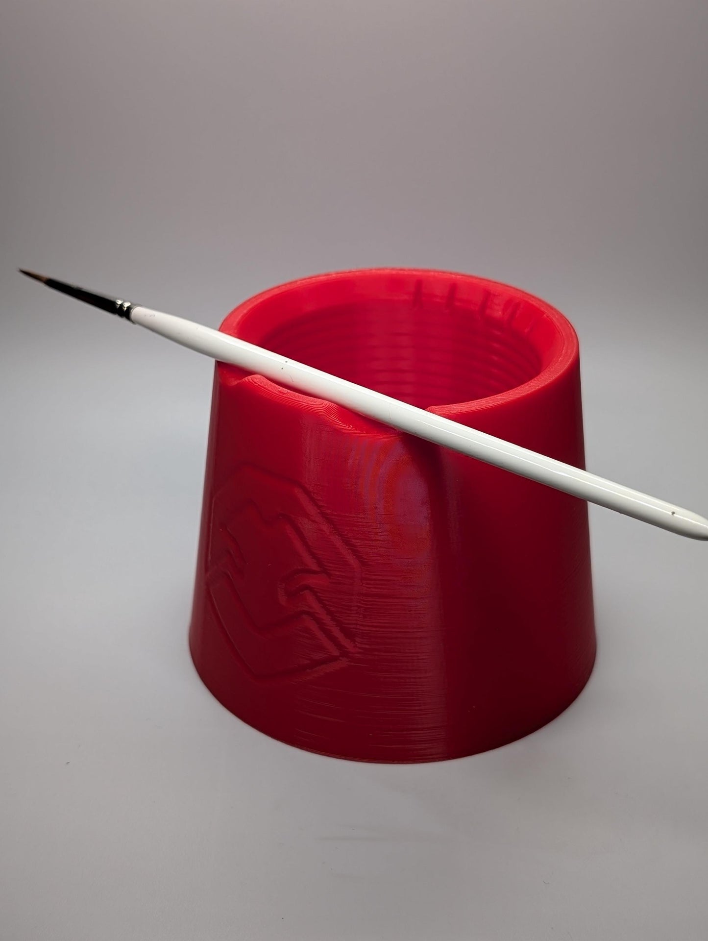 Painting Pot – Keep Brushes Clean and Organized During Your Painting Sessions