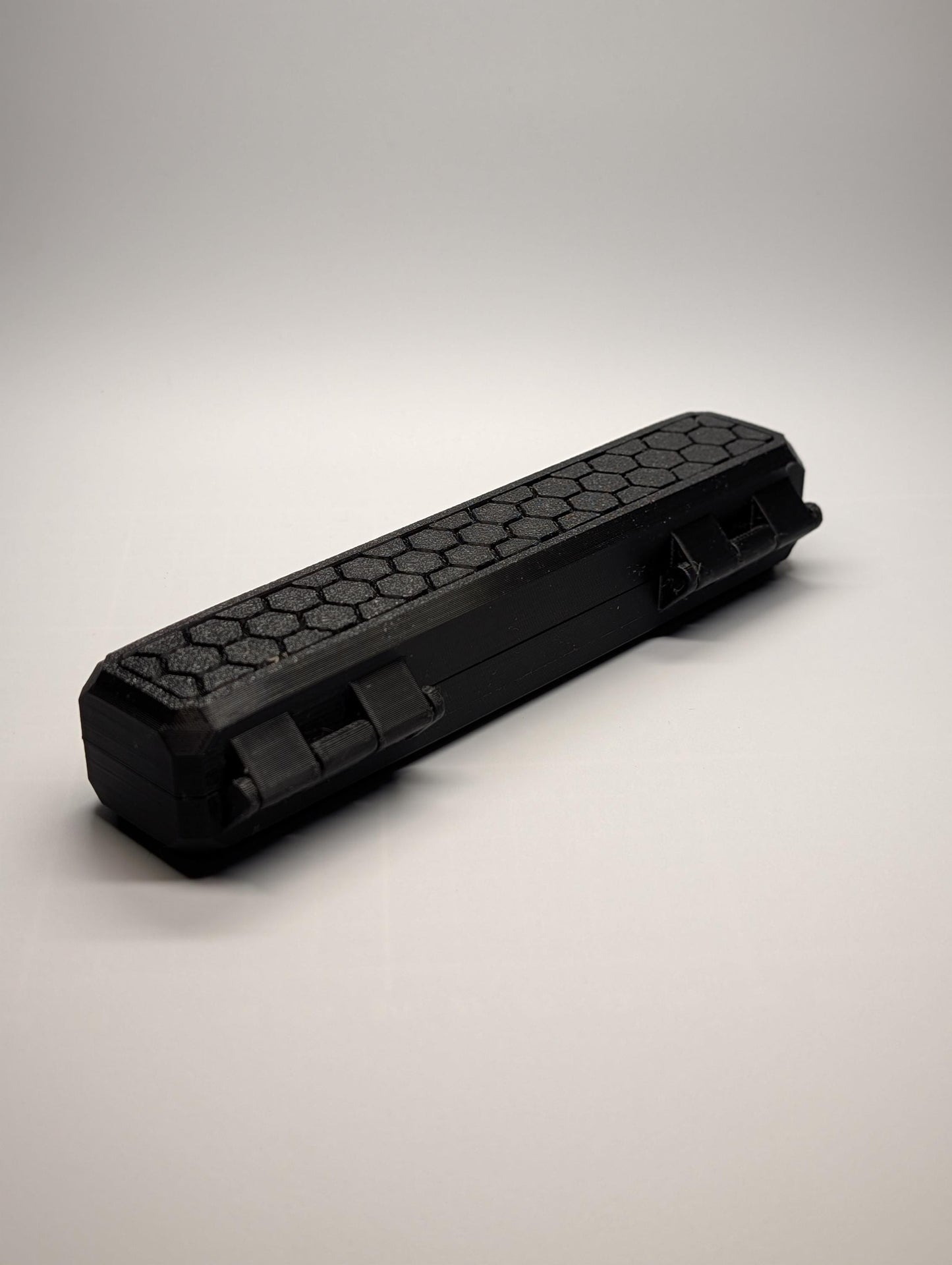 Magnetic Dice Case | Compact D20 Or Dice Storage for Tabletop RPGs
